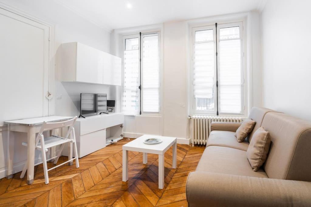 Studio Luxe Montaigne * Parijs